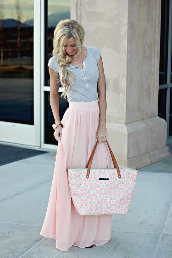 http://glamradar.com/stunning-skirts-to-sport-this-spring/