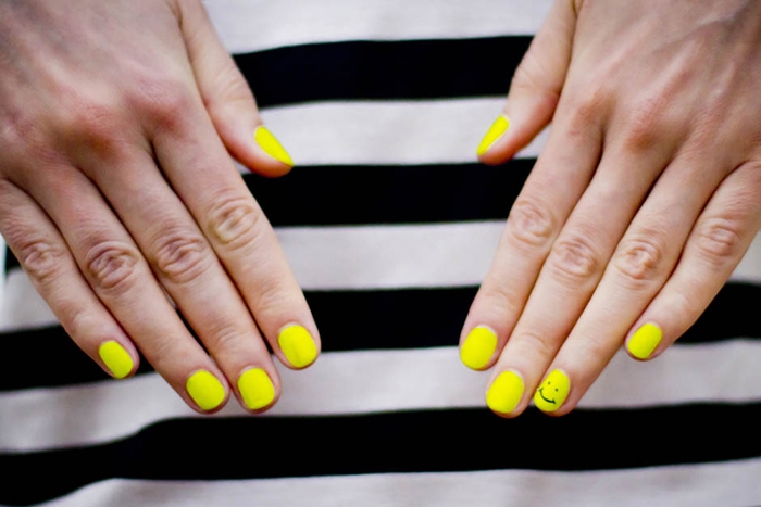 Summer-Nail-Trends-2014-electric